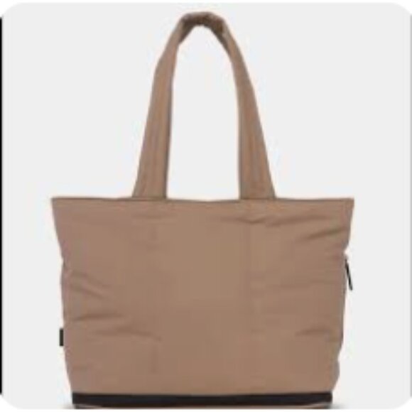 Calpak Luka Expandable Laptop Tote in Pistachio - Picture 1 of 4
